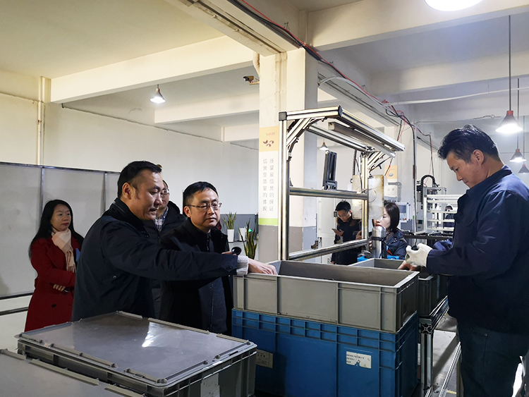 2021开年伊始双创中心领导走访尊龙中国橡胶密封圈！
